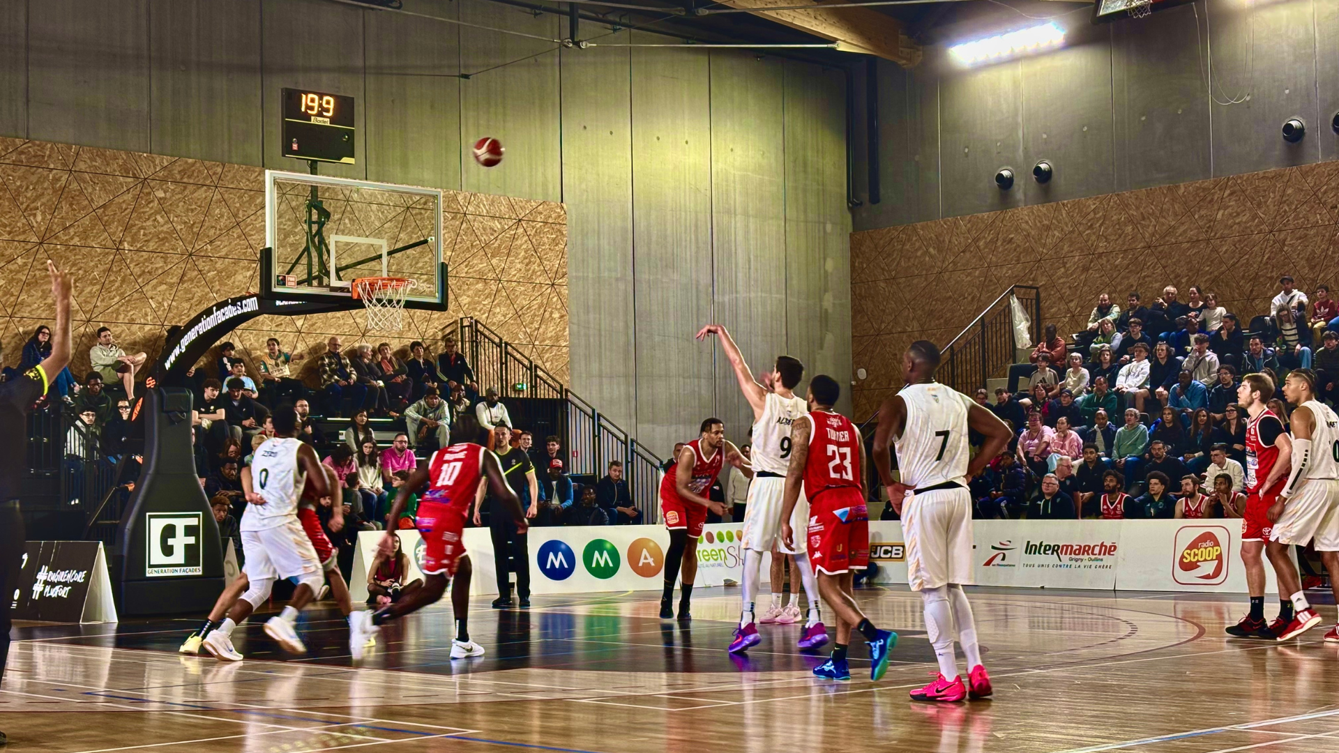 Lire la suite à propos de l’article Basket N1M – Lyonso, dominant, s’impose facilement face à Tours