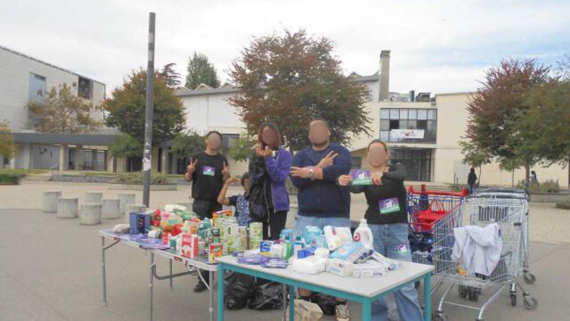 Lire la suite à propos de l’article Face à la montée du RN, les étudiants lyonnais s’organisent : « Combattre par les mots, pas par la violence »